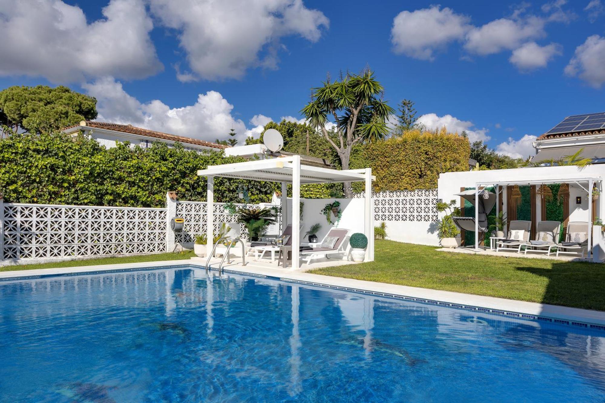 Villa Casacara Marbella Beachside Costabella -Spain Ngoại thất bức ảnh